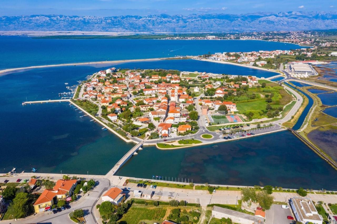 Apartments With A Parking Space Nin, Zadar - 10414 Extérieur photo