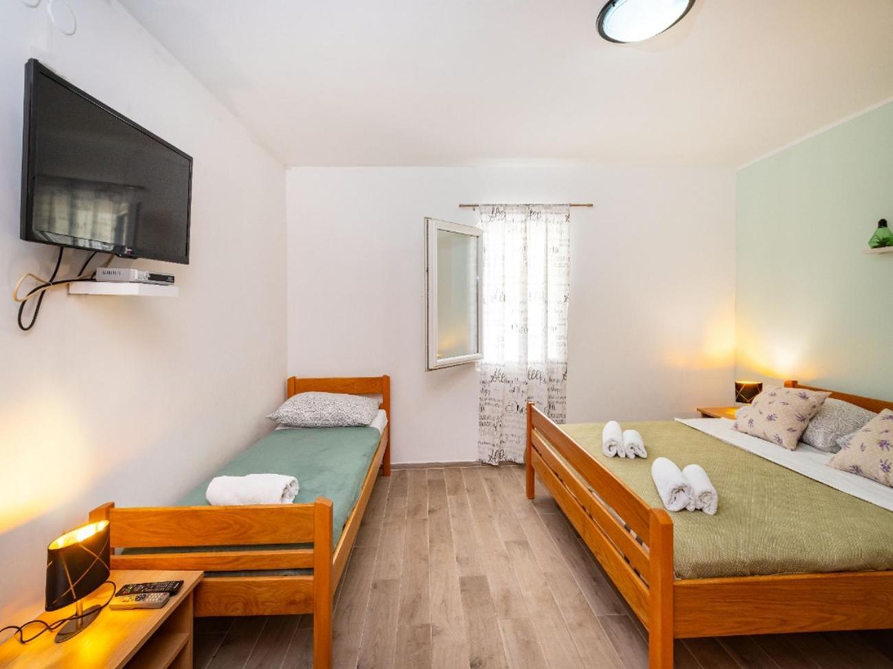 Apartments With A Parking Space Nin, Zadar - 10414 Chambre photo