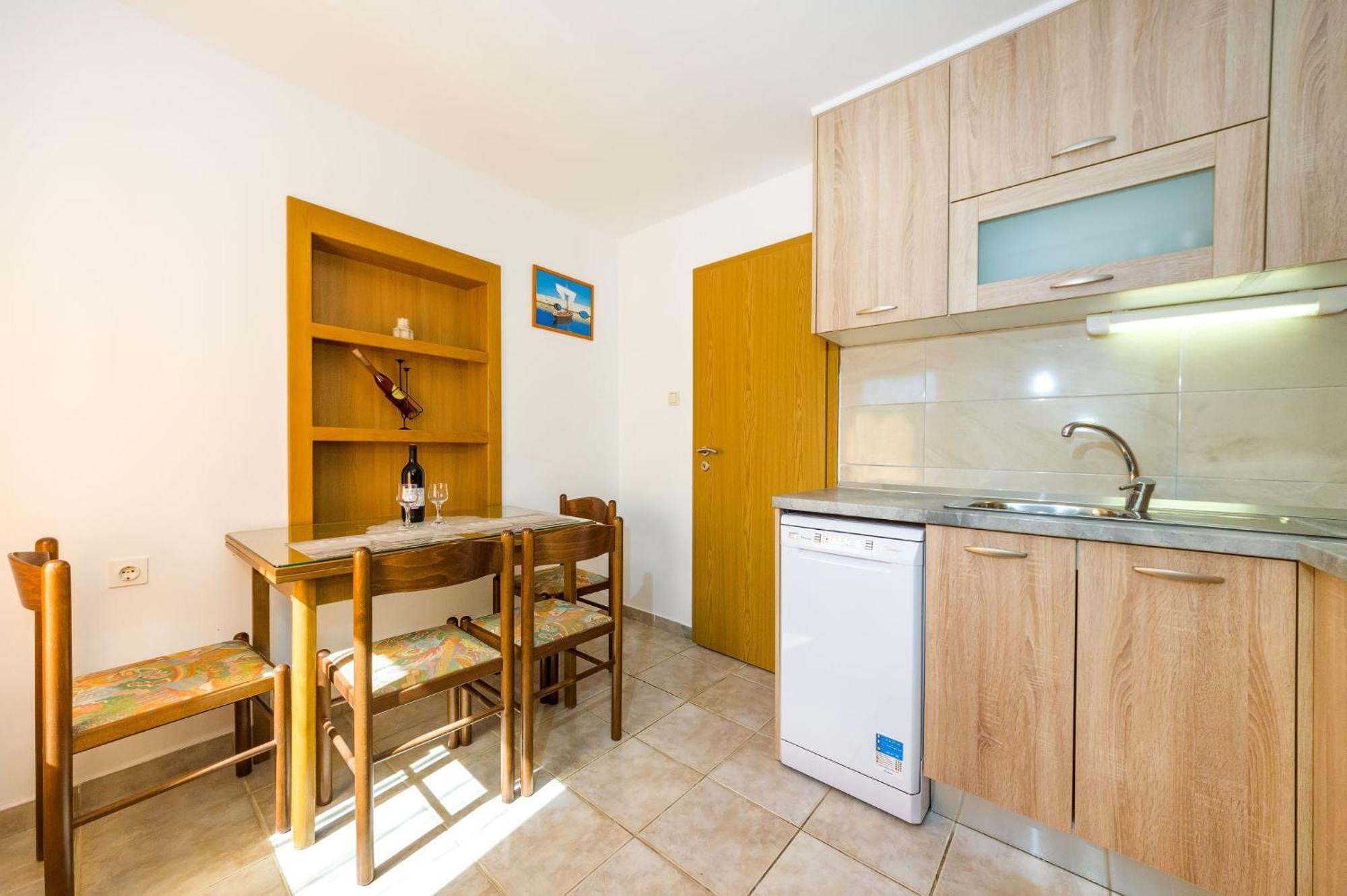 Apartments With A Parking Space Nin, Zadar - 10414 Chambre photo